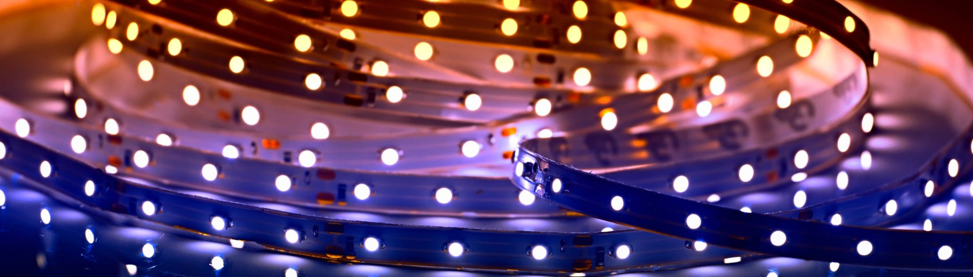 Как выбрать светодиодные ленты для квартиры, дома, наружного декора ...