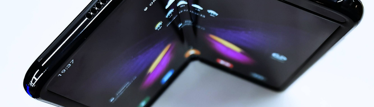 Новый шарнир от&nbsp;Samsung Display вращается на&nbsp;360 градусов