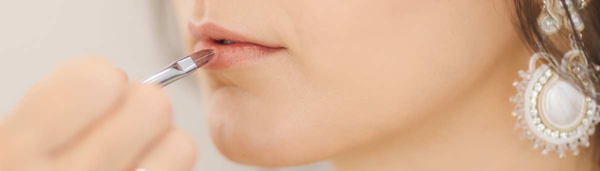 «Женщина-губы» — это я»: блогеры — о&nbsp;любимой помаде