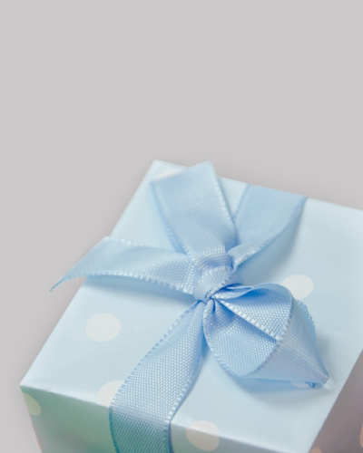 Что подарить другу на день рождения: 40 крутых идей | Блог Amorem
