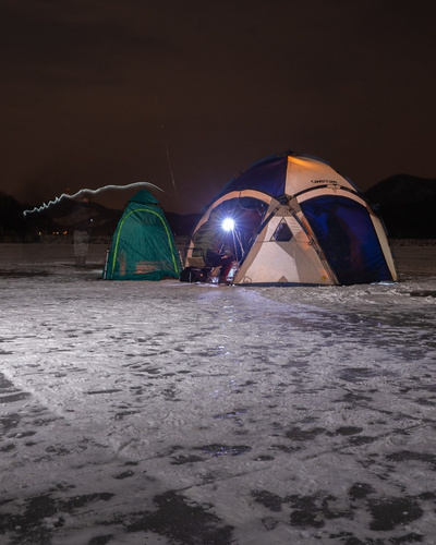 Экипируемся на зимнюю рыбалку: как выбрать палатку, одежду, снаряжение —  Ozon Клуб