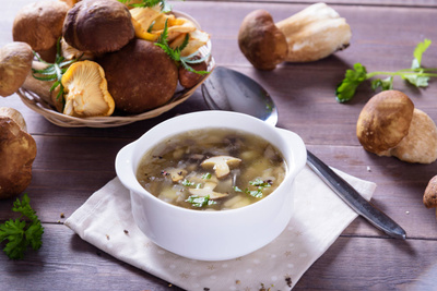 Рецепт супа из&nbsp;лесных грибов