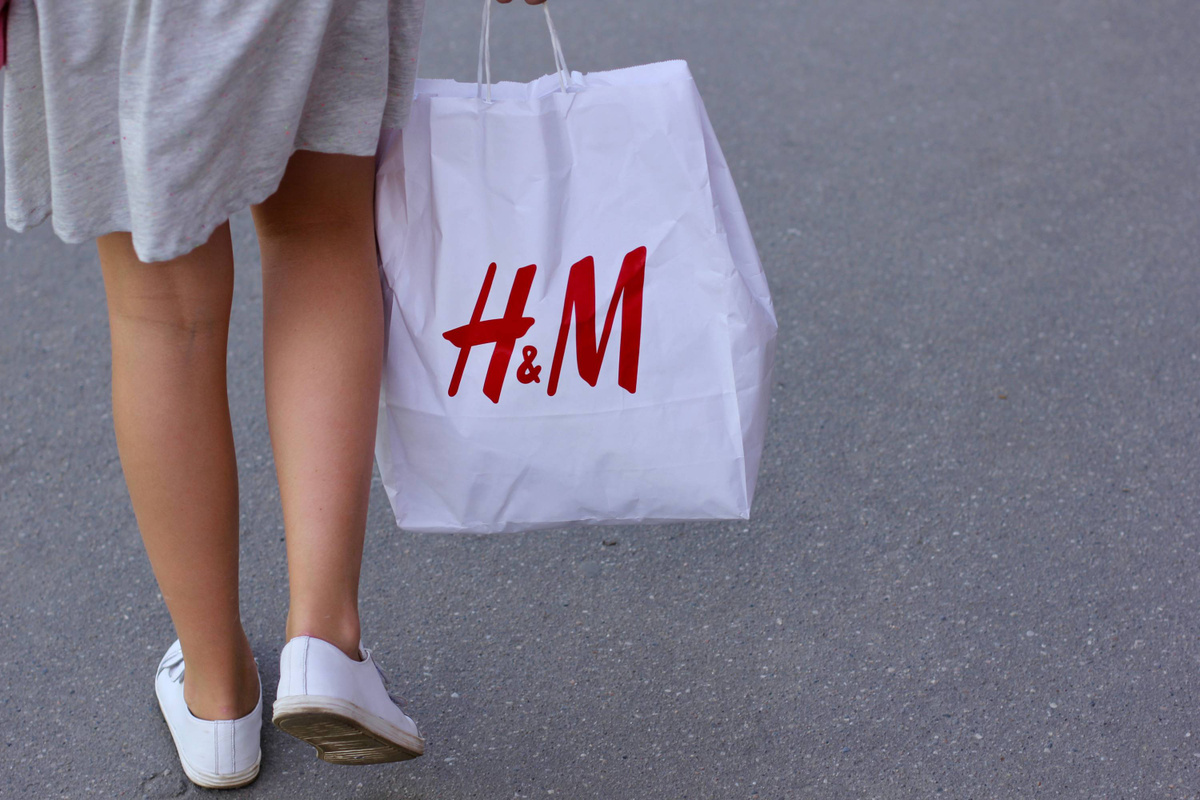 I like market. Shopping Bag h&m.