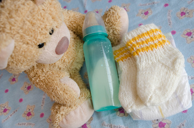 5 советов, как научить ребенка пить из&nbsp;бутылочки