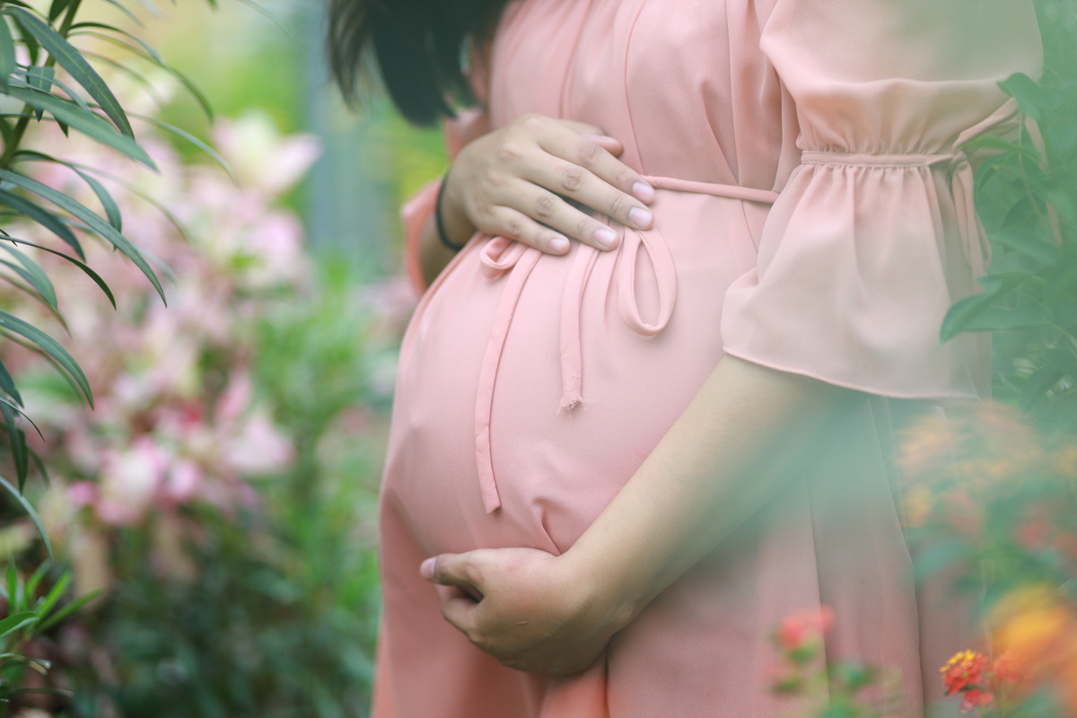Одежда для беременных: в чём ходить от первых до последних месяцев беременности — Ozon Клуб
