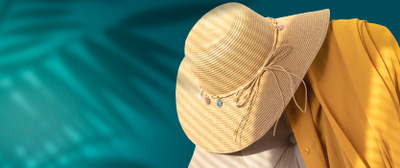 Стилисты рассказали, как правильно носить шляпы и панамы