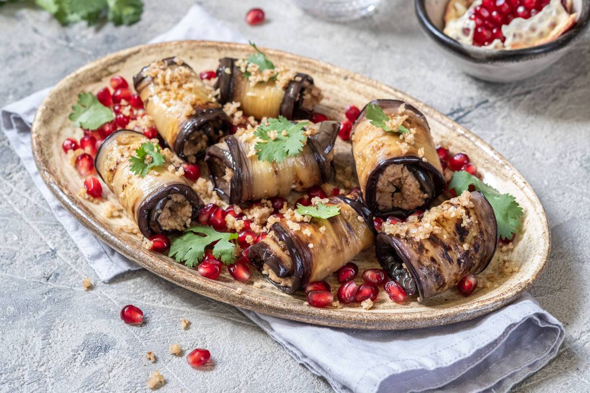 Хрустящие баклажаны с орехами и творожным сыром