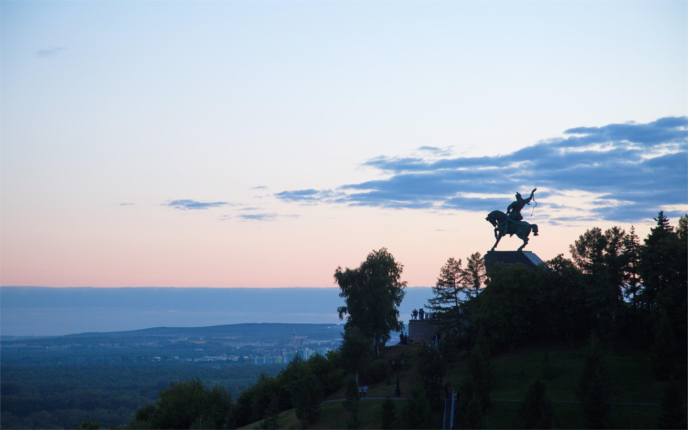 Отель Hills Garden