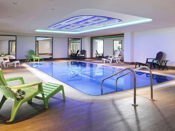 Отель ibis Styles Dubai Jumeira 3*