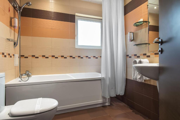 Jasmin Hotel 3*