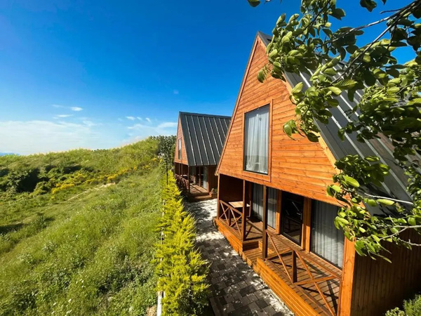 Отель Navy Inn & Bungalows 4*
