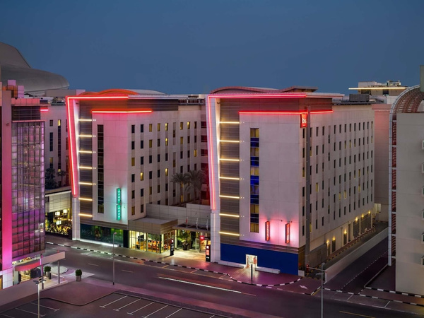 Отель Ibis Mall of the Emirates Dubai  3*