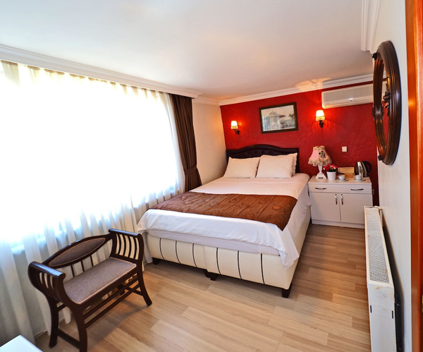 Sunrise Hotel