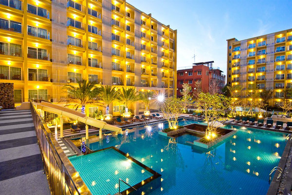Отель Grand Bella 4*