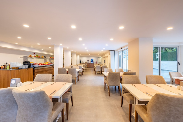 Viking Beach Hotel 3*