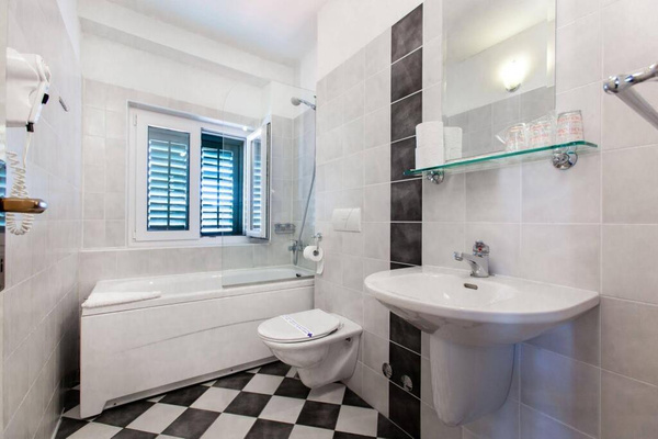 Slavija Culture Heritage Hotel 4*