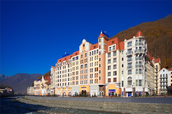 Отель GoldenTulip 4*